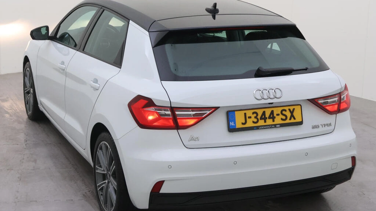 Audi A1 Sportback 25 TFSI 96pk Epic | Parkeerhulp V+A | Achteruitrijcamera