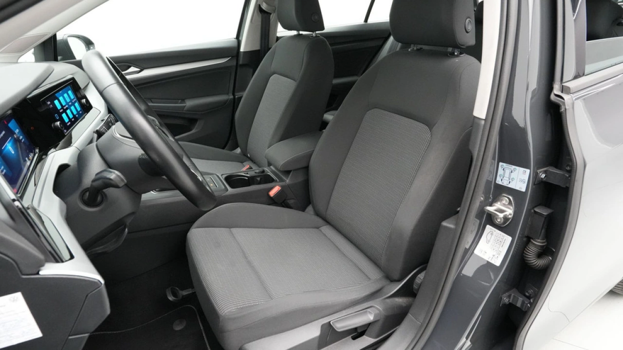 Volkswagen Golf 1.0 TSI