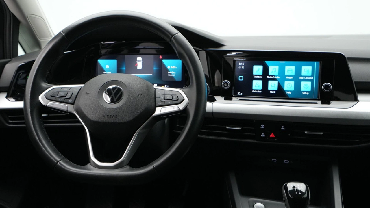 Volkswagen Golf 1.0 TSI