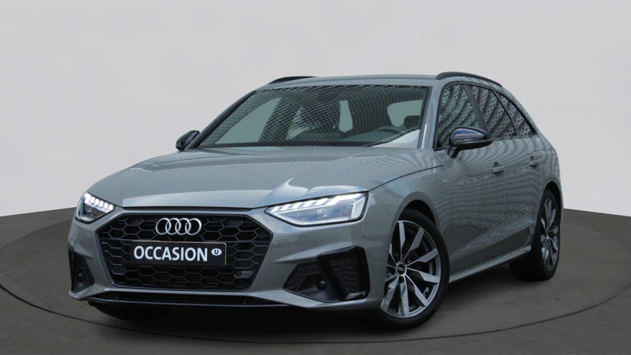 Audi A4 Avant 35 TFSI 150pk S edition Competition / Optiekpakketzwart / Dealer onderhouden