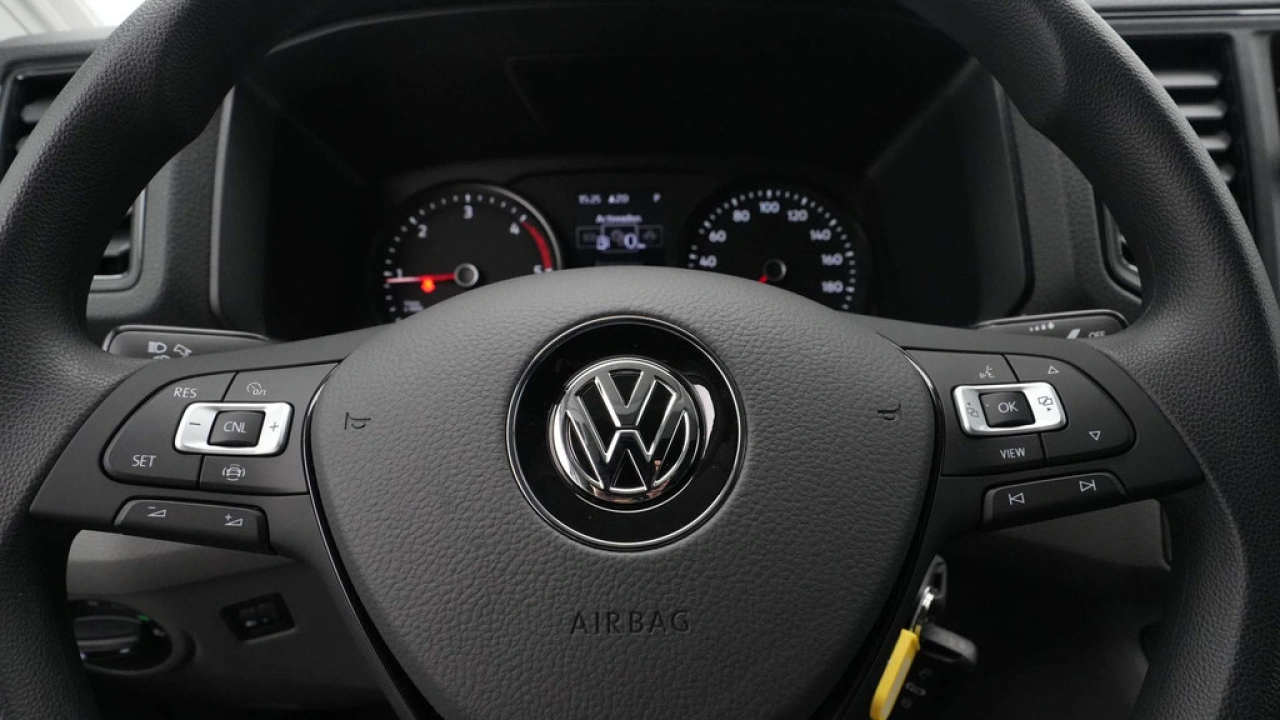 VW Bedrijfswagens Crafter 2.0 TDI 103kW 140PK GVW 3.5T Comfortline AUT L4H3