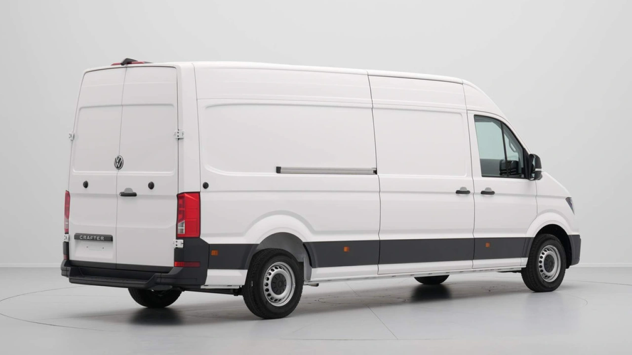 VW Bedrijfswagens Crafter 2.0 TDI 103kW 140PK GVW 3.5T WB 4490mm L4H3 Trendline