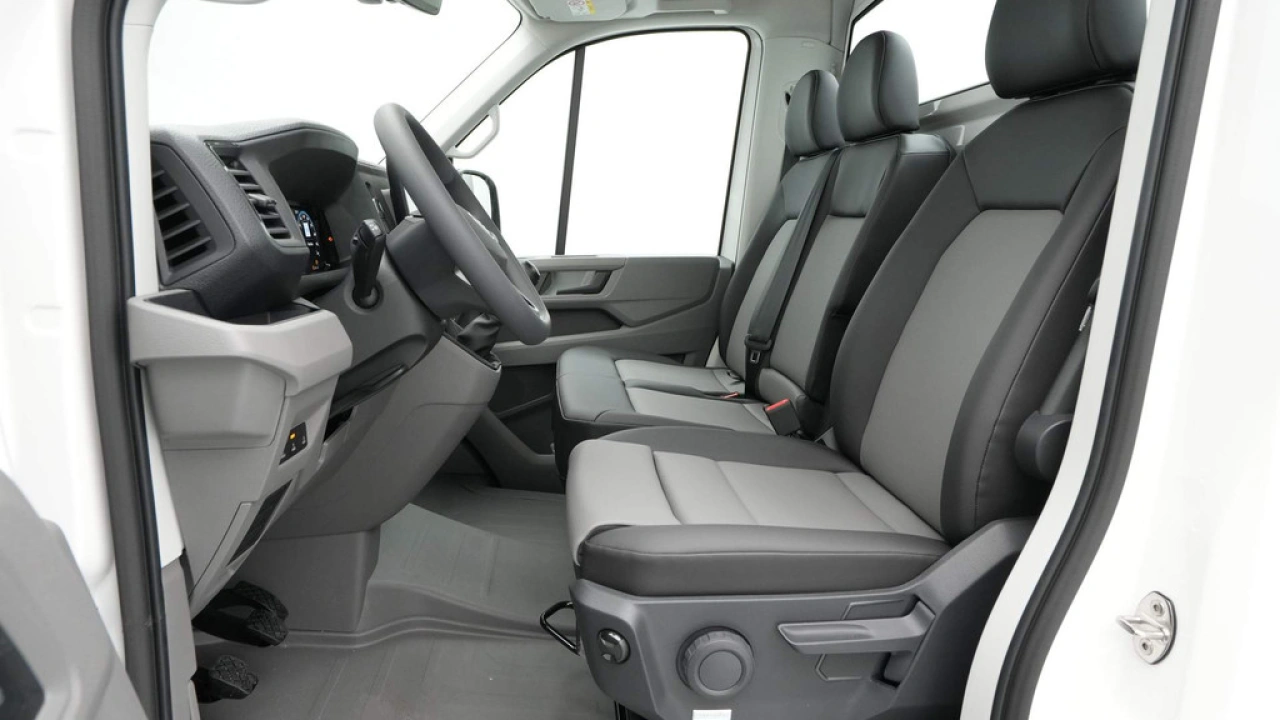 VW Bedrijfswagens Crafter 2.0 TDI 120kW 164PK GVW 5.0T L4 DL Highline EURO VI RWD