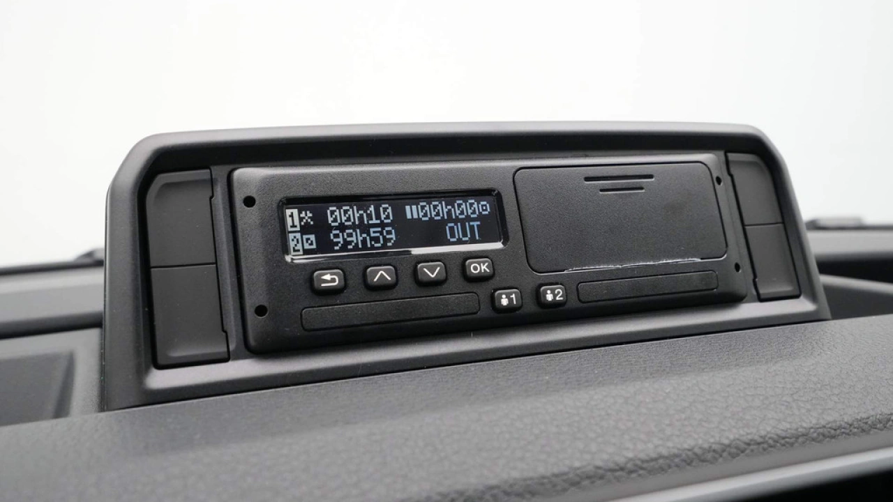 VW Bedrijfswagens Crafter 2.0 TDI 120kW 164PK GVW 5.0T L4 DL Highline EURO VI RWD