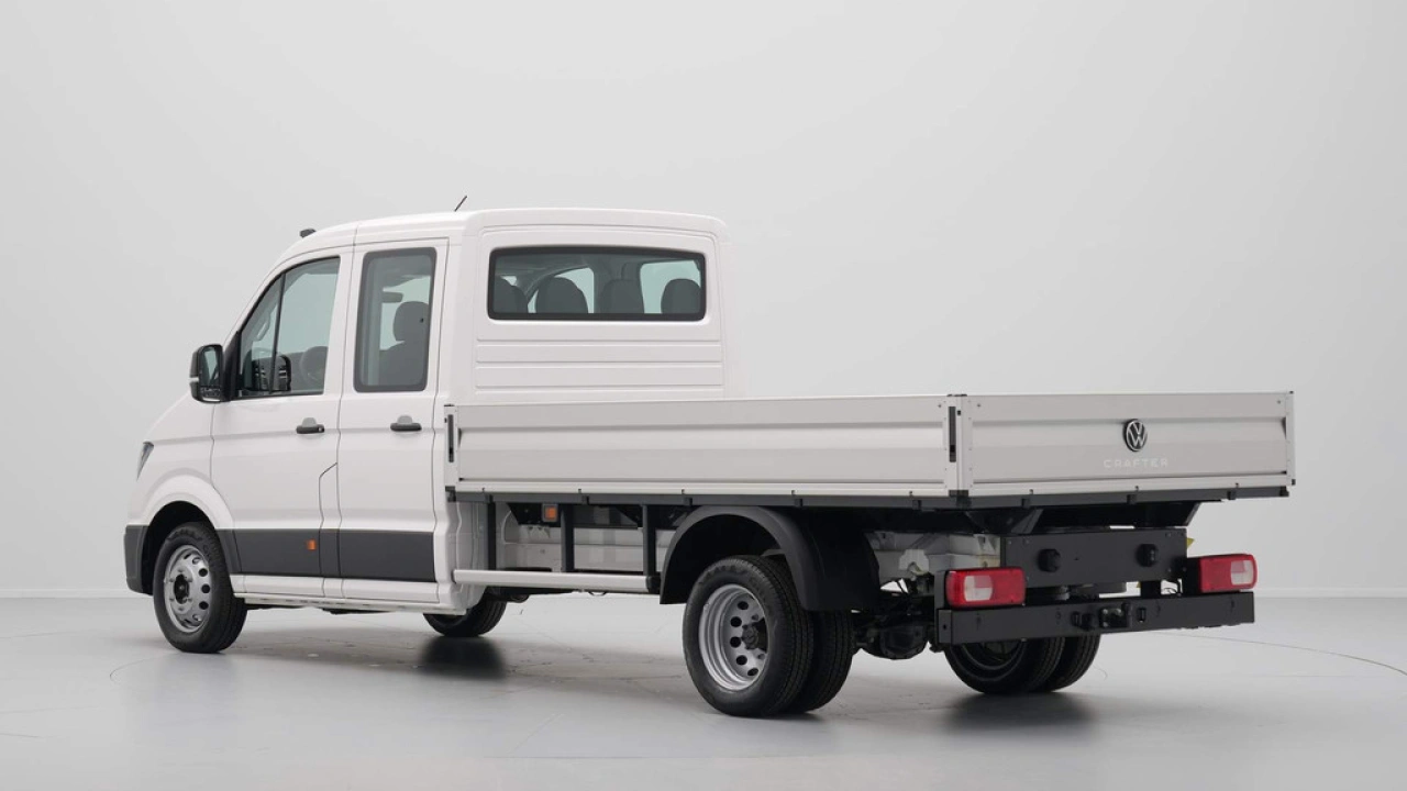 VW Bedrijfswagens Crafter 2.0 TDI 120kW 164PK GVW 5.0T L4 DL DC Highline EURO VI RWD