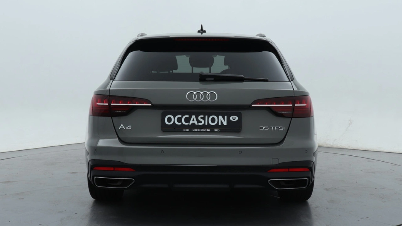 Audi A4 Avant 35 TFSI S edition Competition | Zwart optiek | Tour | 18