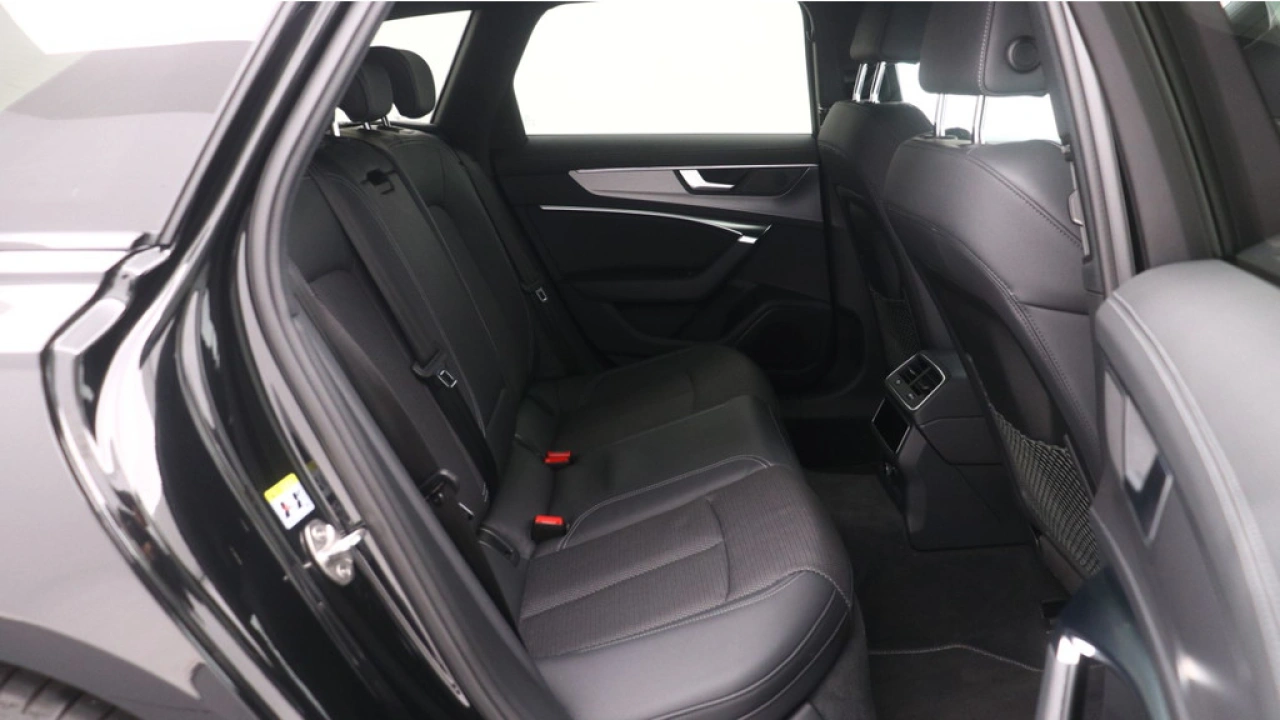 Audi A6 Avant 40 TFSI S edition Competition | Camera | Zwart optiek | Carplay |