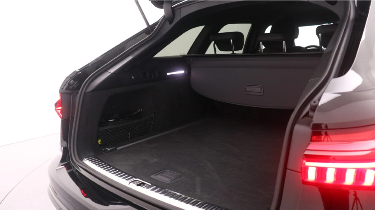Audi A6 Avant 40 TFSI S edition Competition | Camera | Zwart optiek | Carplay |