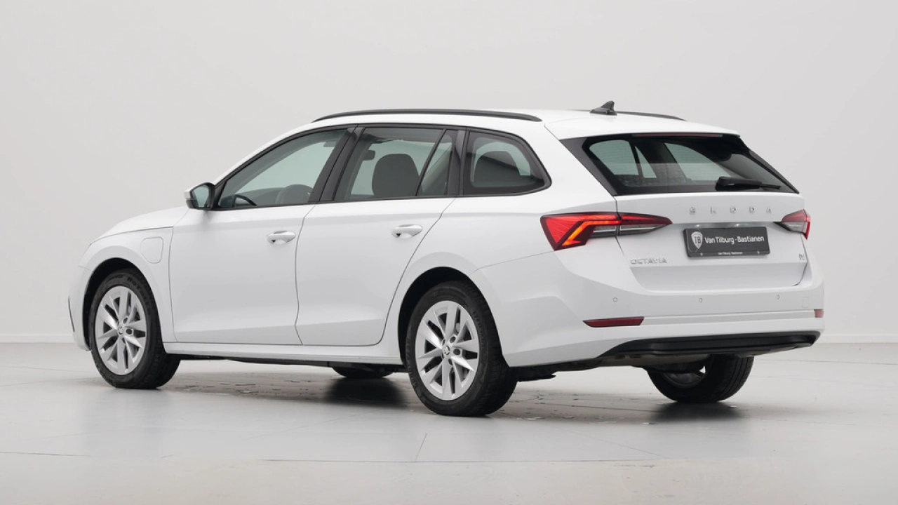 Škoda Octavia Combi 1.4 TSI iV PHEV Ambition