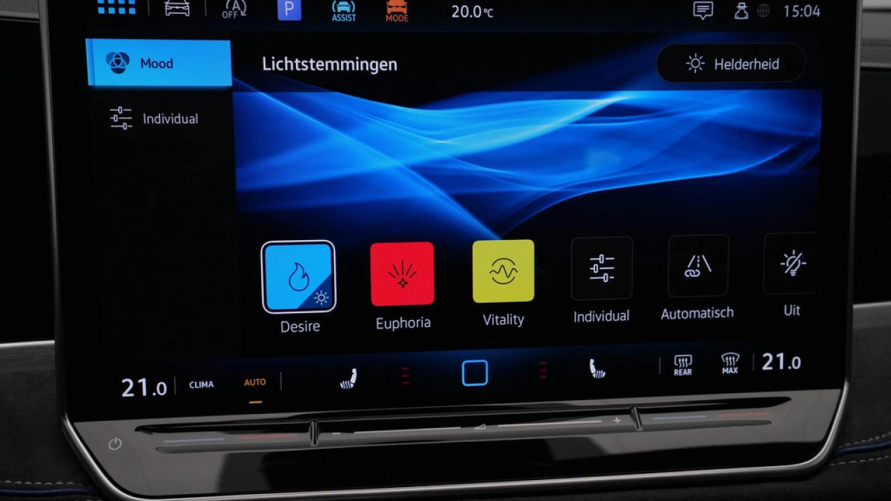 Volkswagen Passat Variant 1.5 eTSI 150pk DSG R Line BlackStyle