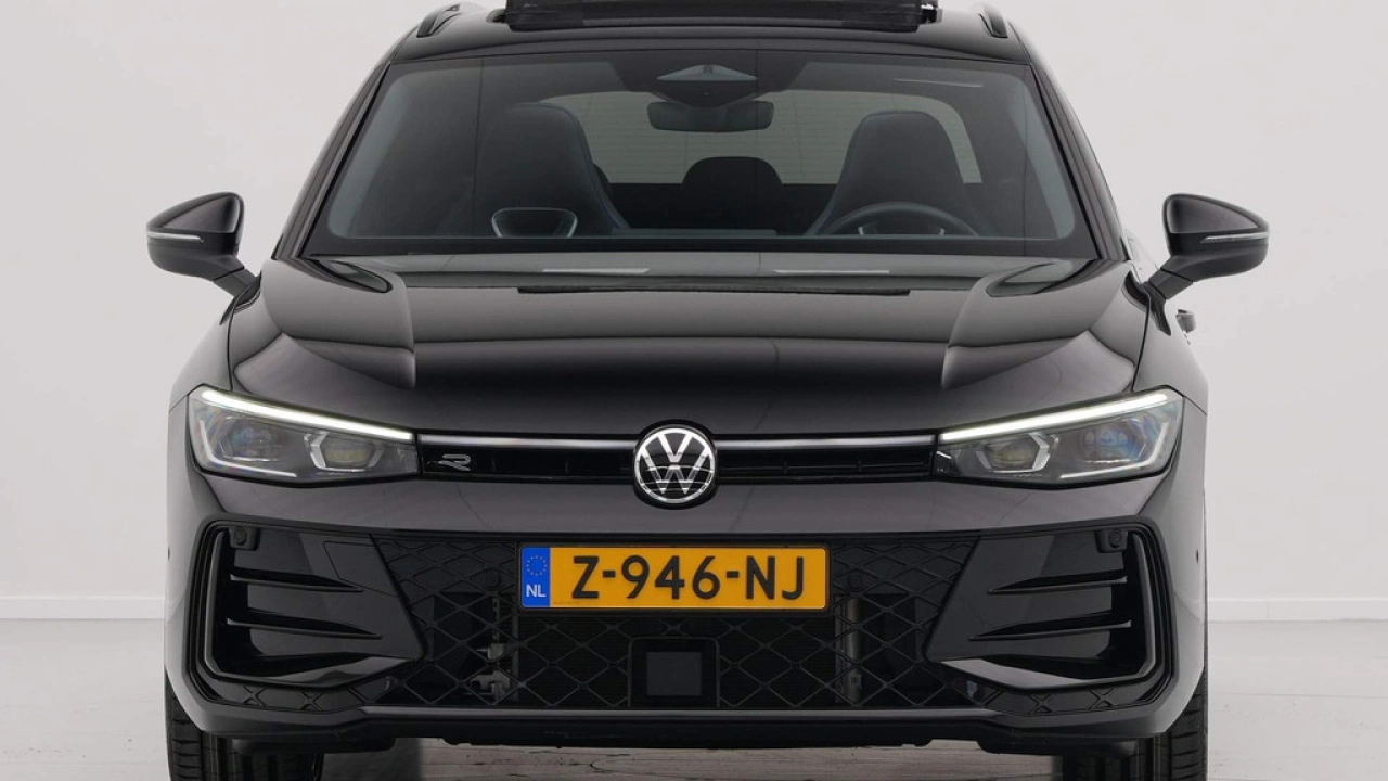 Volkswagen Passat Variant 1.5 eTSI 150pk DSG R Line BlackStyle