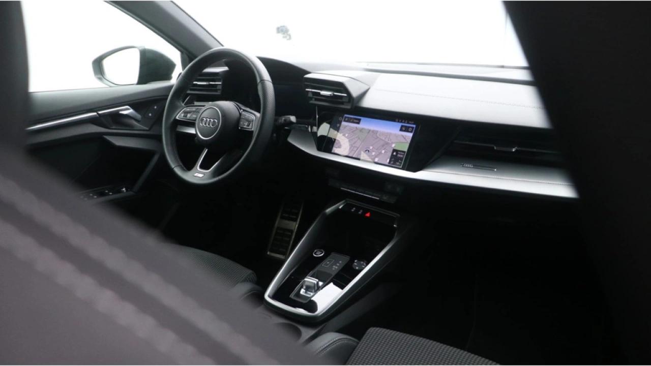 Audi A3 Sportback 35 TFSI S edition 150PK | Audi Sound | Adaptive cruise | Carplay |