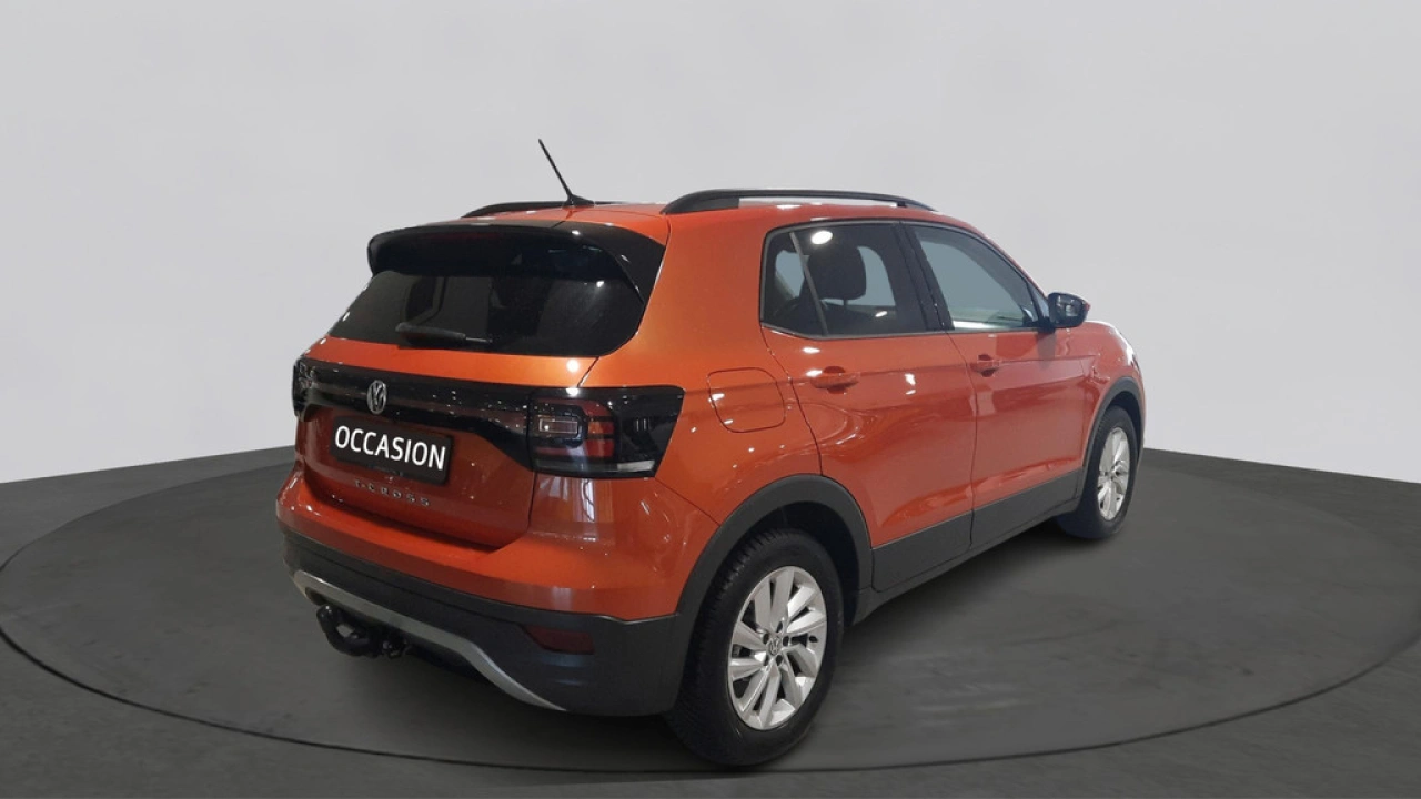 Volkswagen T-Cross 1.0 110pk TSI Life | Navi | LED verlichting | Camera | Trekhaak