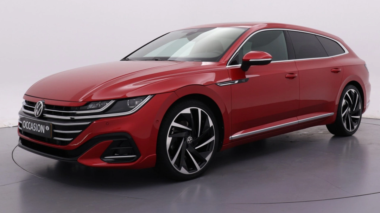 Volkswagen Arteon Shooting Brake 2.0 TSI 190pk DSG R-Line Business+ Panoramadak Harman & Kardon