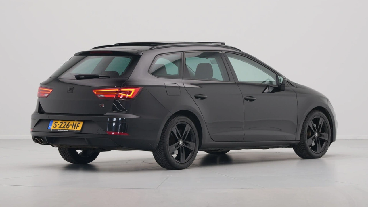 SEAT León ST 1.5 TSI 150pk DSG FR Business Intense