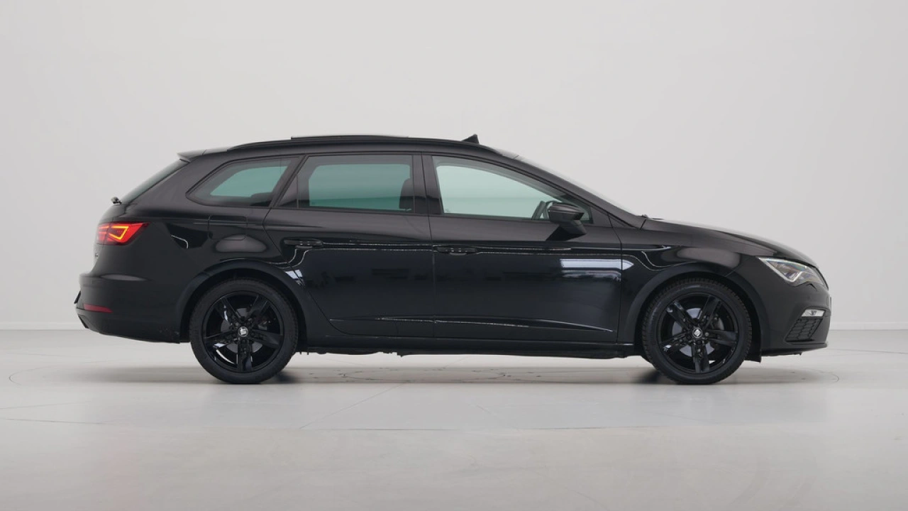SEAT León ST 1.5 TSI 150pk DSG FR Business Intense
