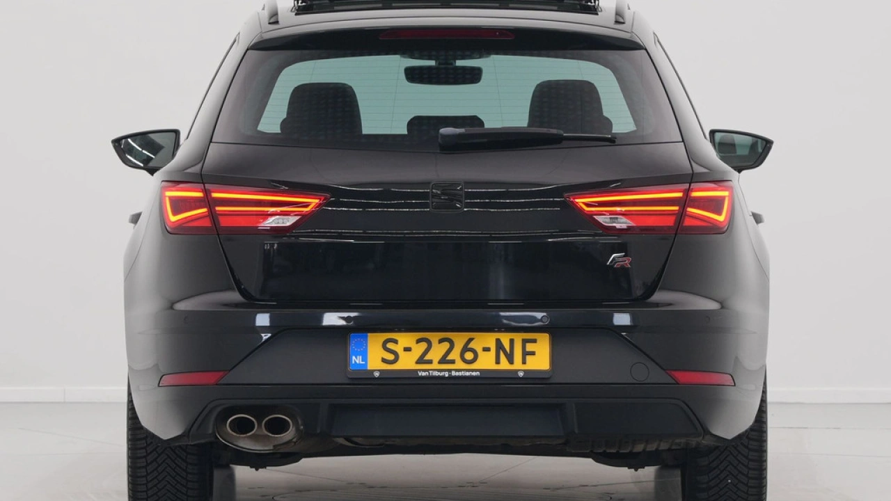 SEAT León ST 1.5 TSI 150pk DSG FR Business Intense