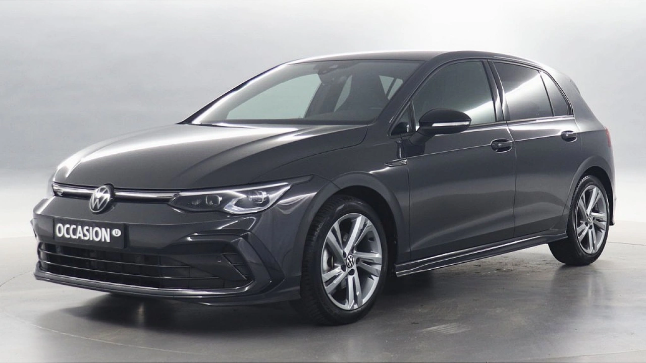 Volkswagen Golf 1.5 eTSI R-Line Black Style
