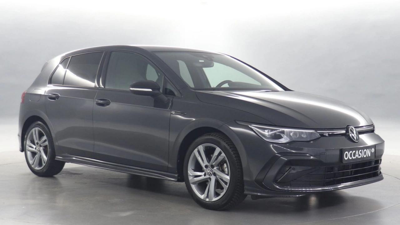 Volkswagen Golf 1.5 eTSI R-Line Black Style