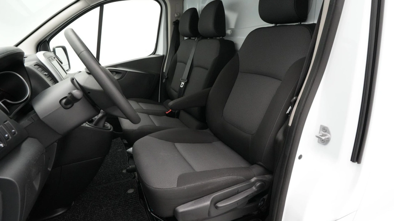 Renault Trafic 2.0 dCi 120 T27 L1H1 Work Edition