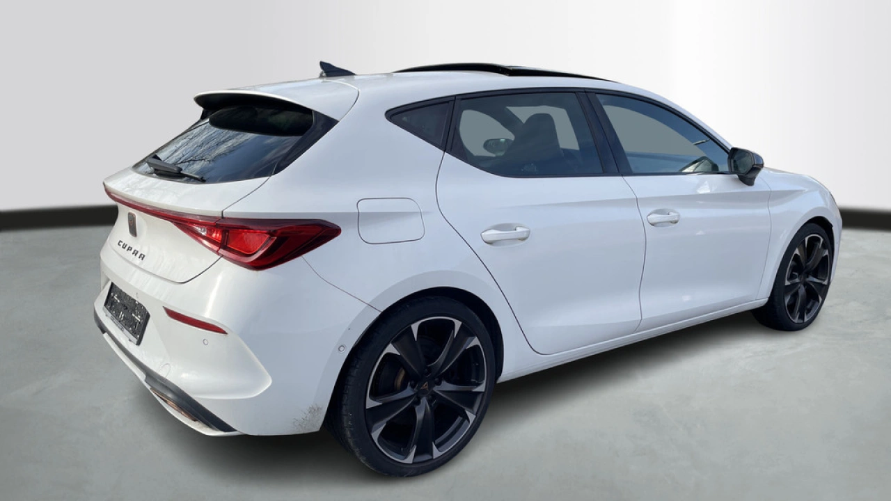 CUPRA Leon 1.4 TSI eHybrid 245pk PHEV  VZ Performance