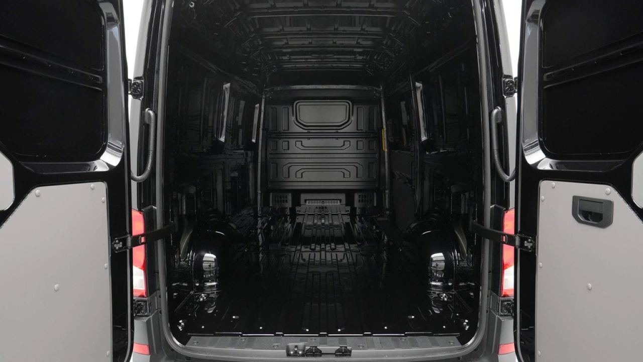 VW Bedrijfswagens Crafter 2.0 TDI 103kW 140PK GVW 3.5T WB 3640mm L3H3 Exclusive AUT