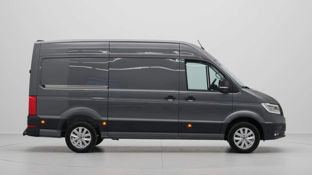 VW Bedrijfswagens Crafter 2.0 TDI 103kW 140PK GVW 3.5T L3H3 Exclusive AUT
