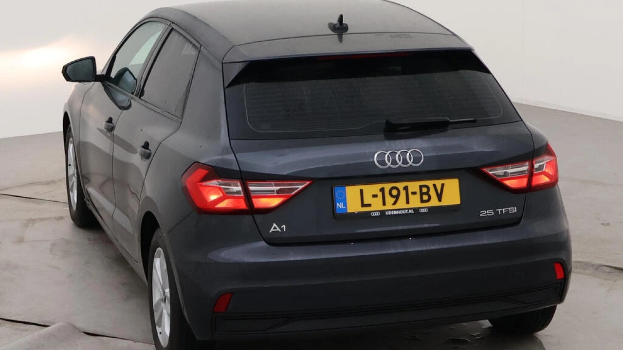 Audi A1 Sportback 25 TFSI Pro Line | Carplay | Cruise control | LMV |