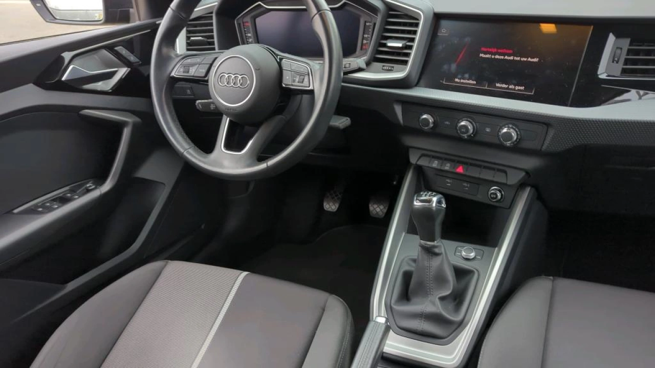 Audi A1 Sportback 25 TFSI Pro Line | Carplay | Cruise control | LMV |