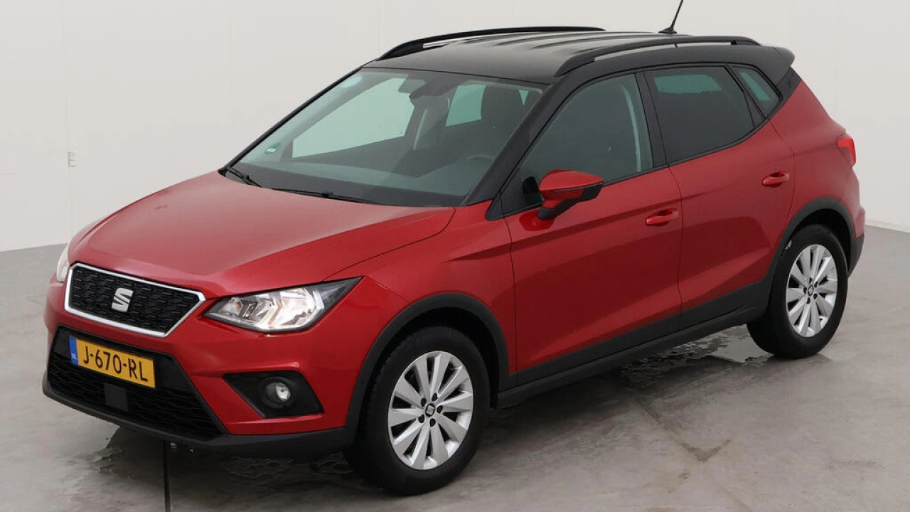 SEAT Arona 1.0 TSI 95pk Style Business Intense