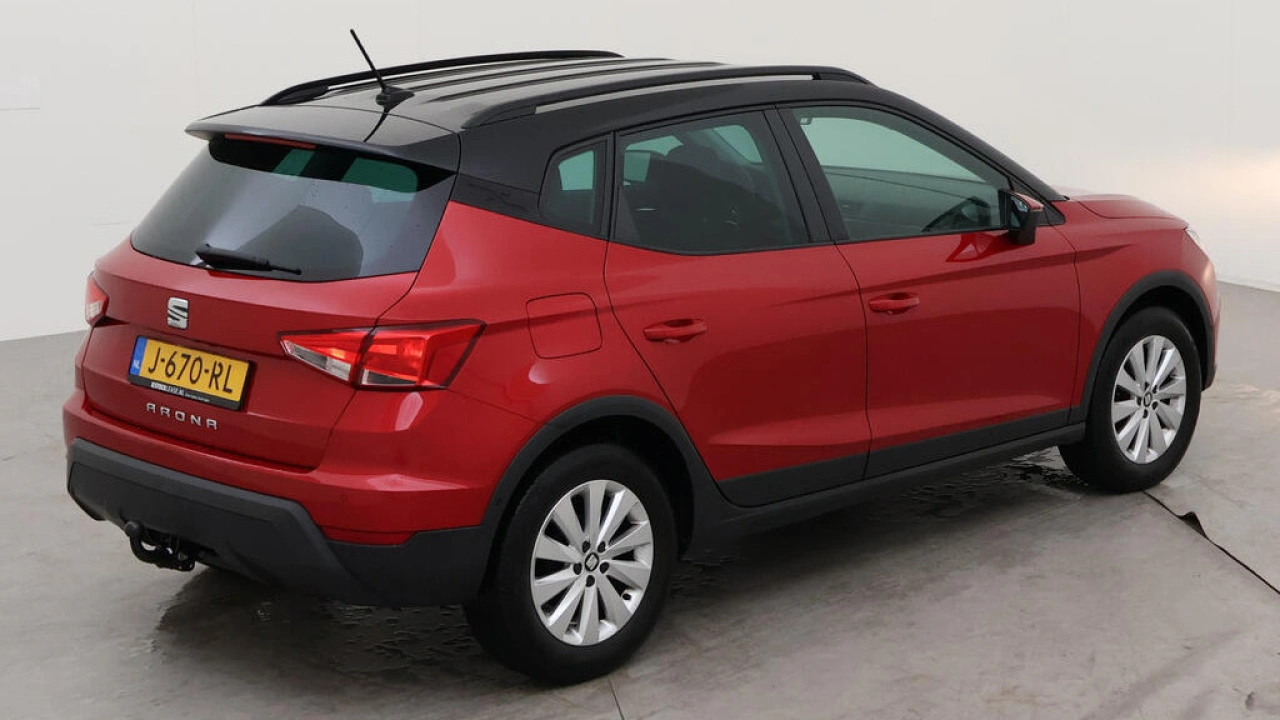 SEAT Arona 1.0 TSI 95pk Style Business Intense