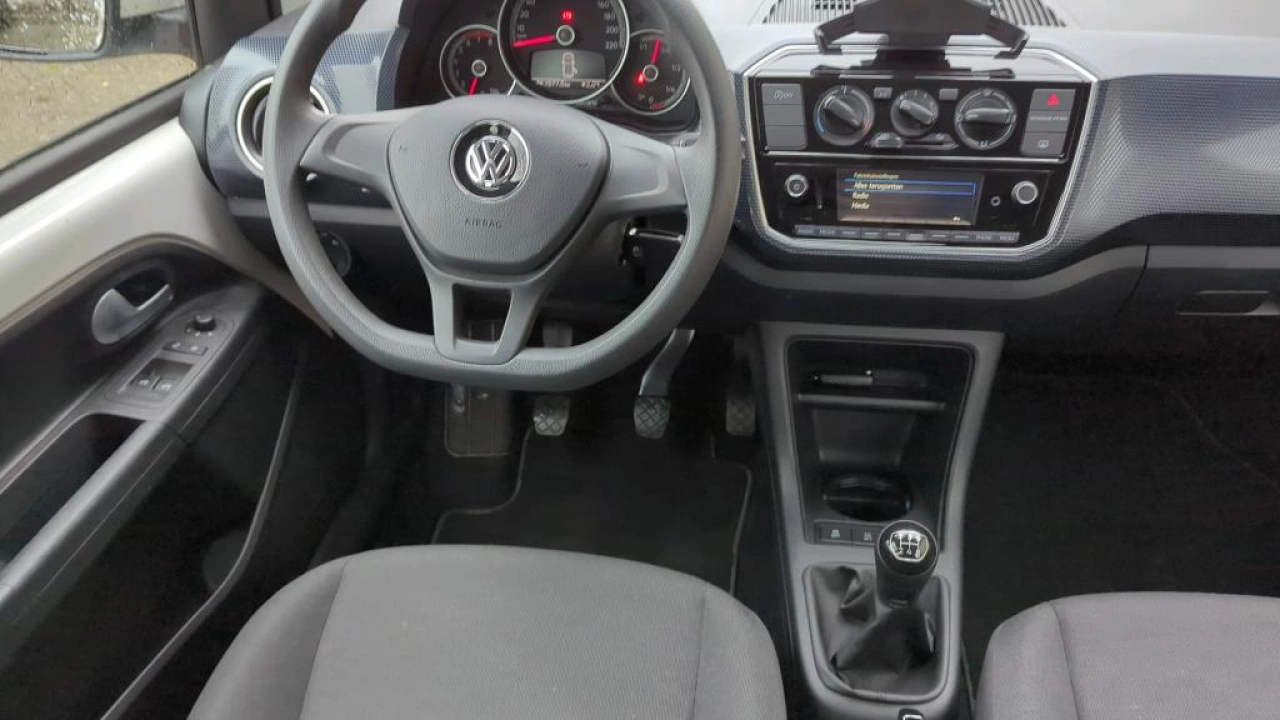 Volkswagen up! 1.0 BMT 60pk Move up!