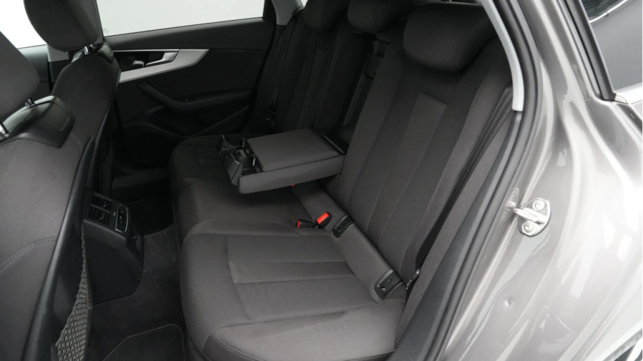 Audi A4 Avant 35 TFSI Business Edition