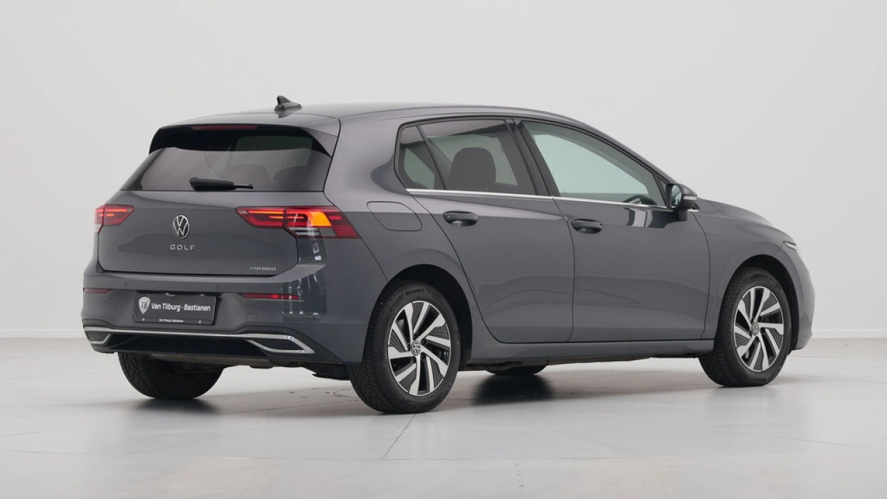 Volkswagen Golf 1.4 eHybrid 204pk Style