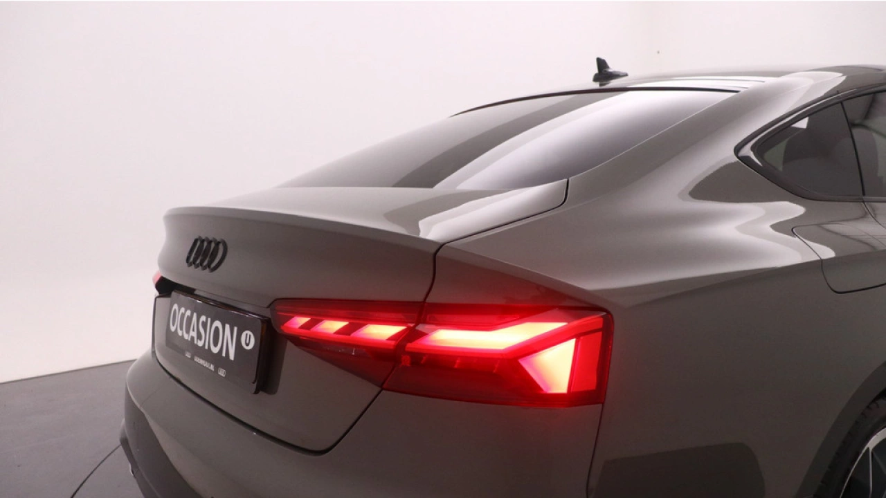 Audi A5 Sportback 35 TFSI S edition Competition | Matrxi LED | 19