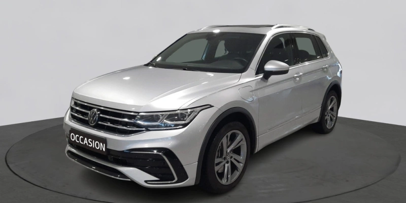 Volkswagen Tiguan 1.4 TSI eHybrid 245pk PHEV R-Line Business+ | trekhaak | panoramadak