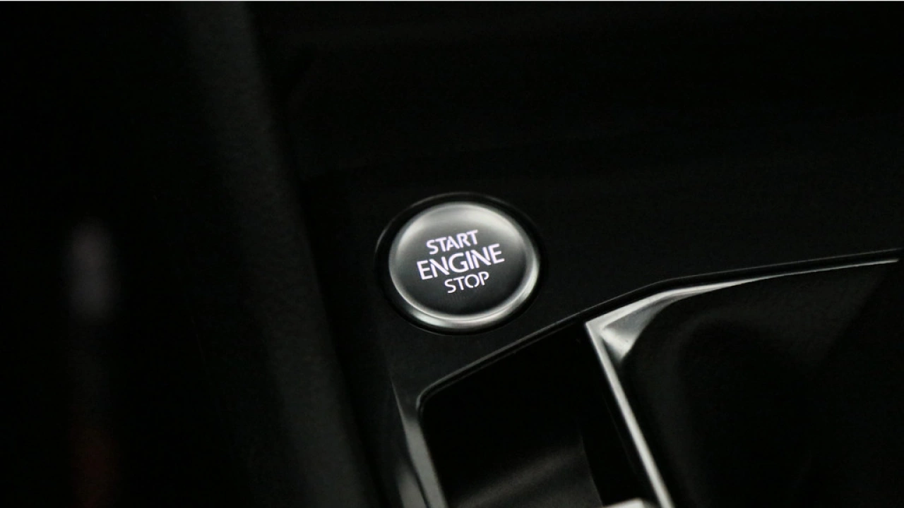 Volkswagen Tiguan 1.4 TSI eHybrid 245pk PHEV R-Line Business+ | trekhaak | panoramadak