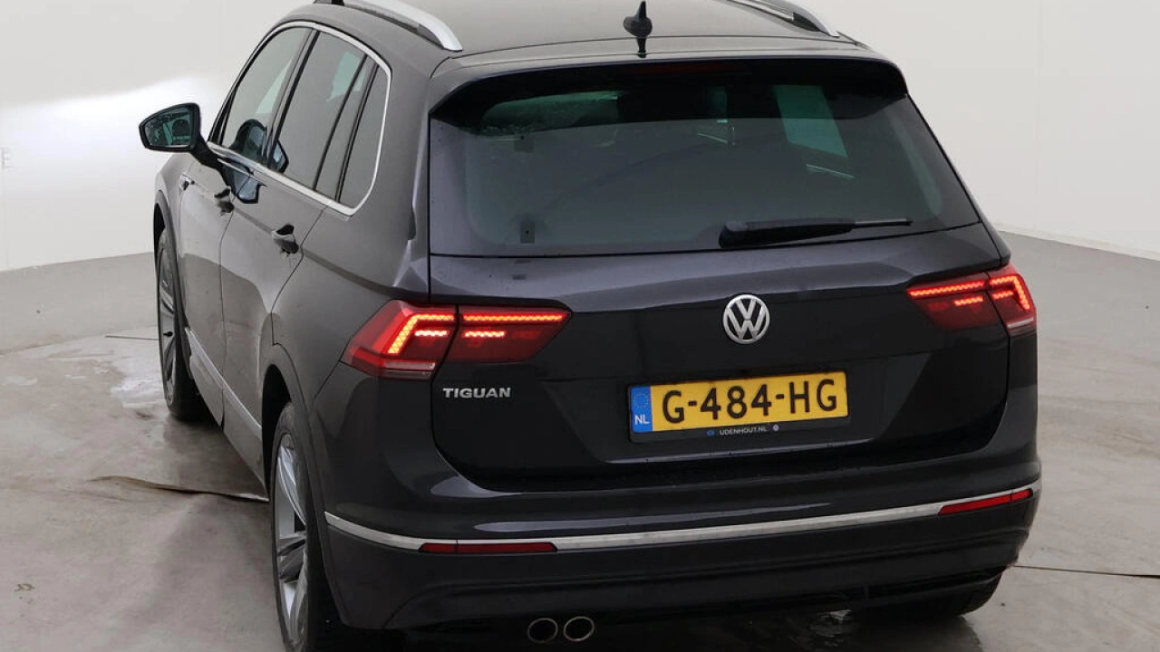 Volkswagen Tiguan 1.5 TSI ACT Highline Business R | Nieuw binnen |