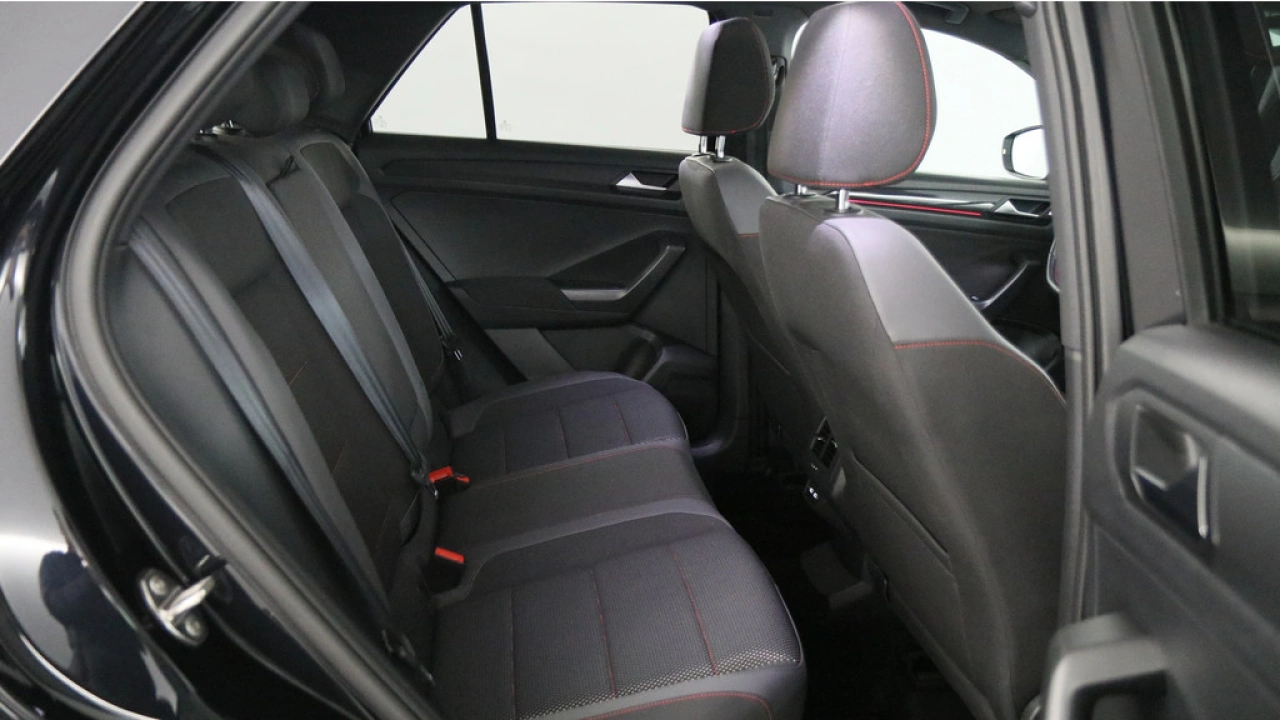 Volkswagen T-Roc 1.5 TSI 150pk Sport Business R DSG