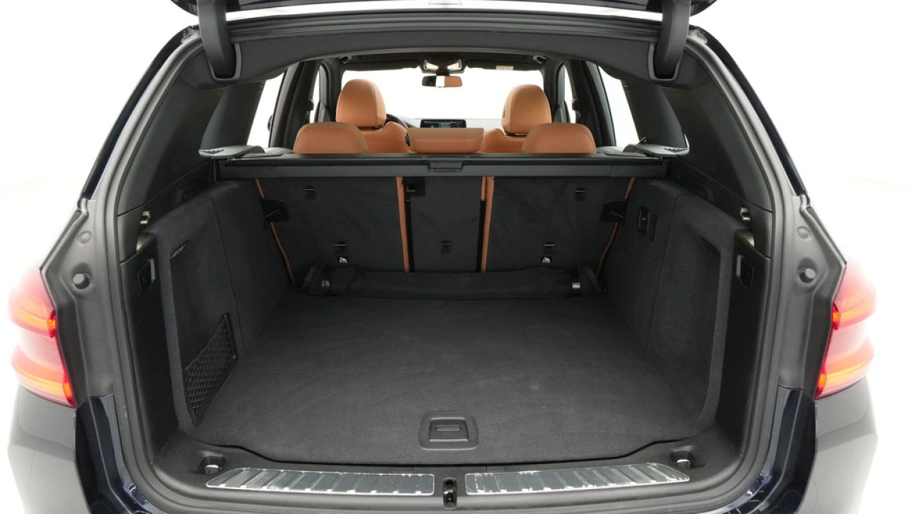 BMW iX3 High Executive 80 kWh 285pk