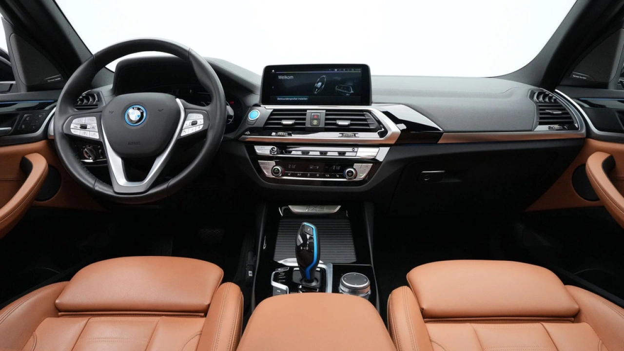 BMW iX3 High Executive 80 kWh 285pk