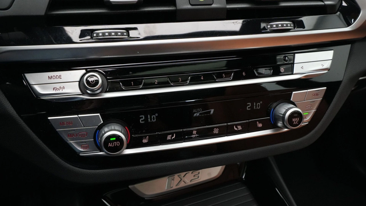 BMW iX3 High Executive 80 kWh 285pk