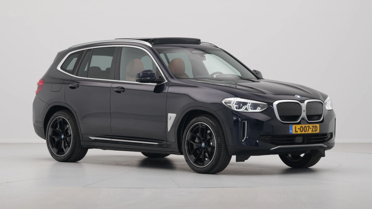 BMW iX3 High Executive 80 kWh 285pk