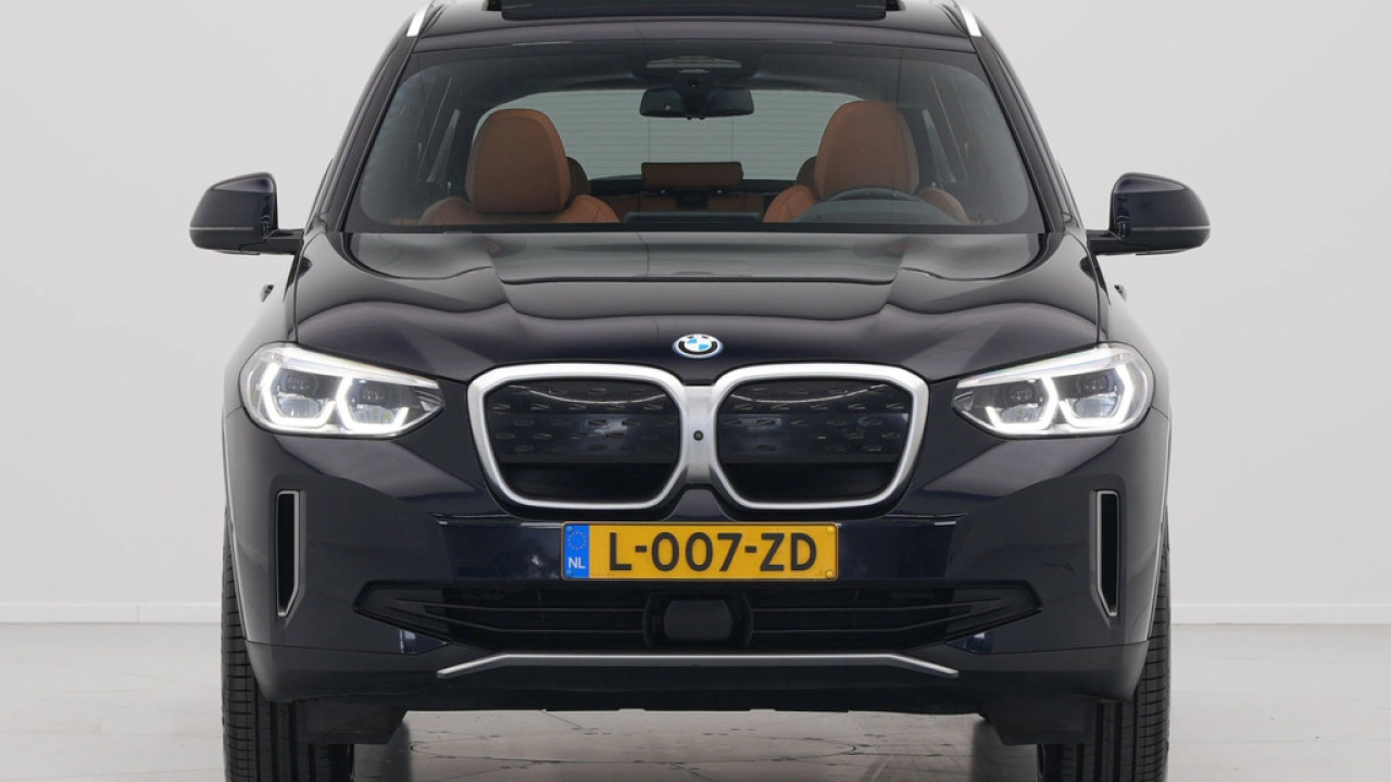 BMW iX3 High Executive 80 kWh 285pk