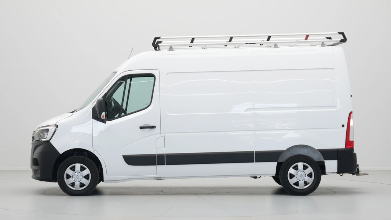 Renault Master T35 2.3 dCi 135 L2H2 Work Edition
