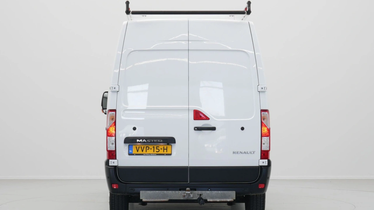 Renault Master T35 2.3 dCi 135 L2H2 Work Edition
