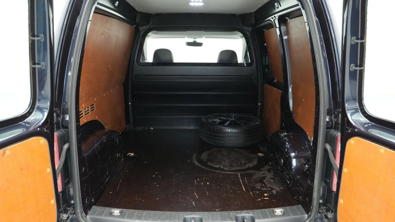 VW Bedrijfswagens Caddy 2.0 TDI L1H1 BMT Highline C-Edition