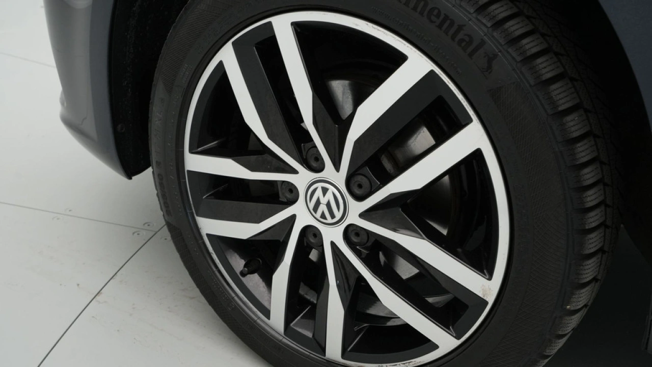VW Bedrijfswagens Caddy 2.0 TDI L1H1 BMT Highline C-Edition