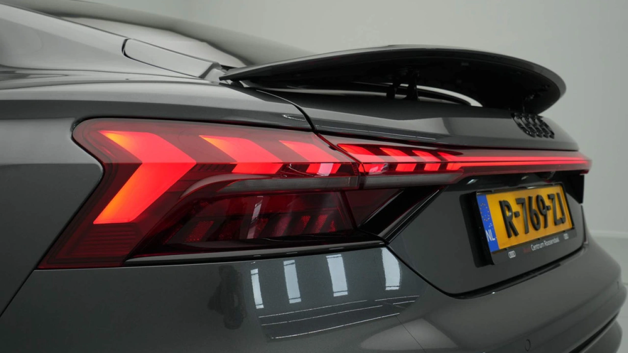 Audi e-tron GT GT 93 kWh