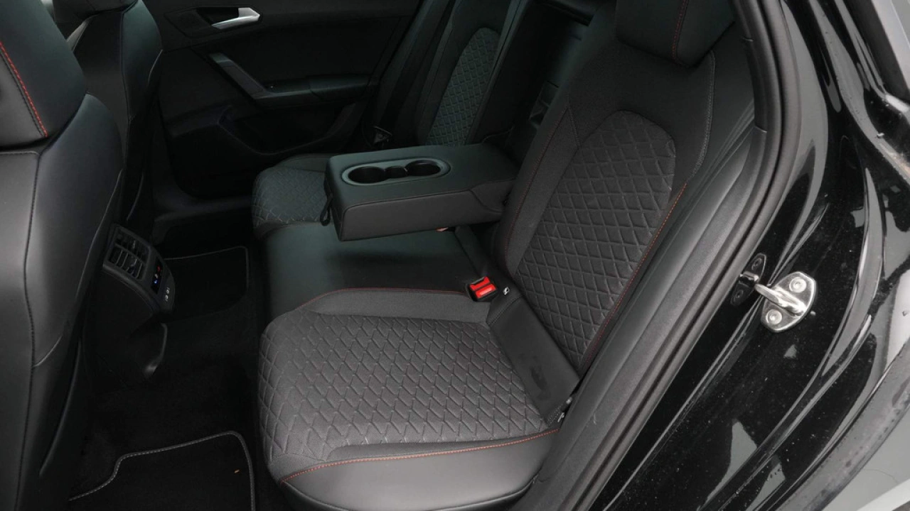SEAT Leon Sportstourer 1.0 TSI 110pk FR